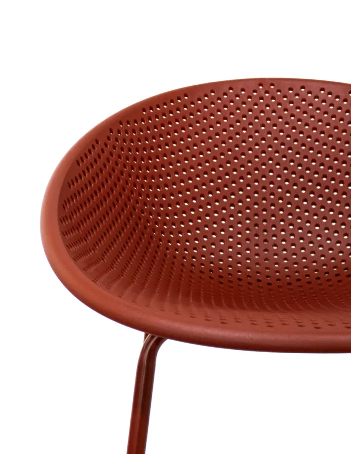 Banco de bar de plástico rojo con respaldo diseño huevo de 50x49x97cm - Image 3