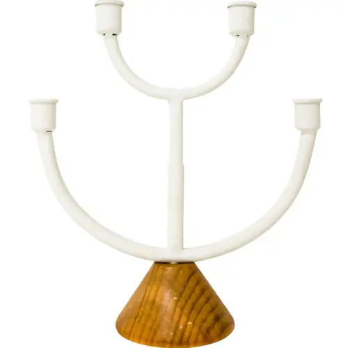 Candelabro de metal para 4 velas blanco con base de madera de 28×11.5×30.5cm
