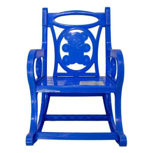 Silla mecedora de plástico