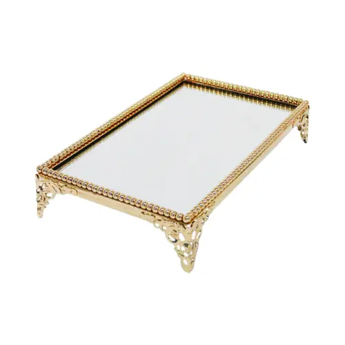 Charola de metal dorado con vidrio de 30x18x6cm