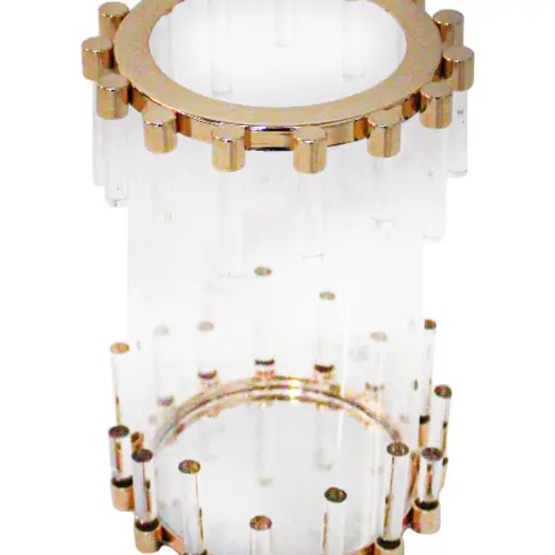 Candelabro de metal dorado con barras de vidrio de 12x12x19cm