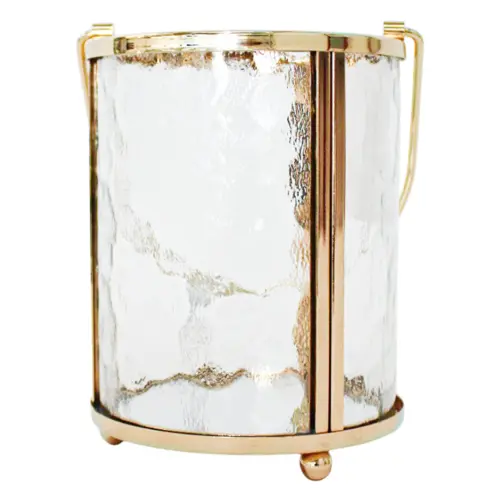 Candelabro de metal dorado con vidrio y agarradera de 10x10x13cm
