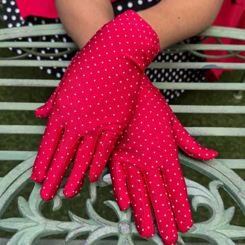 Vestido rojo con moño