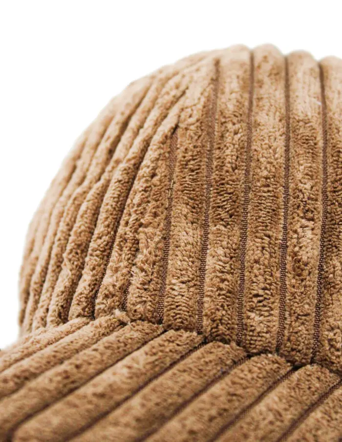 Gorra  de pana café - Image 3