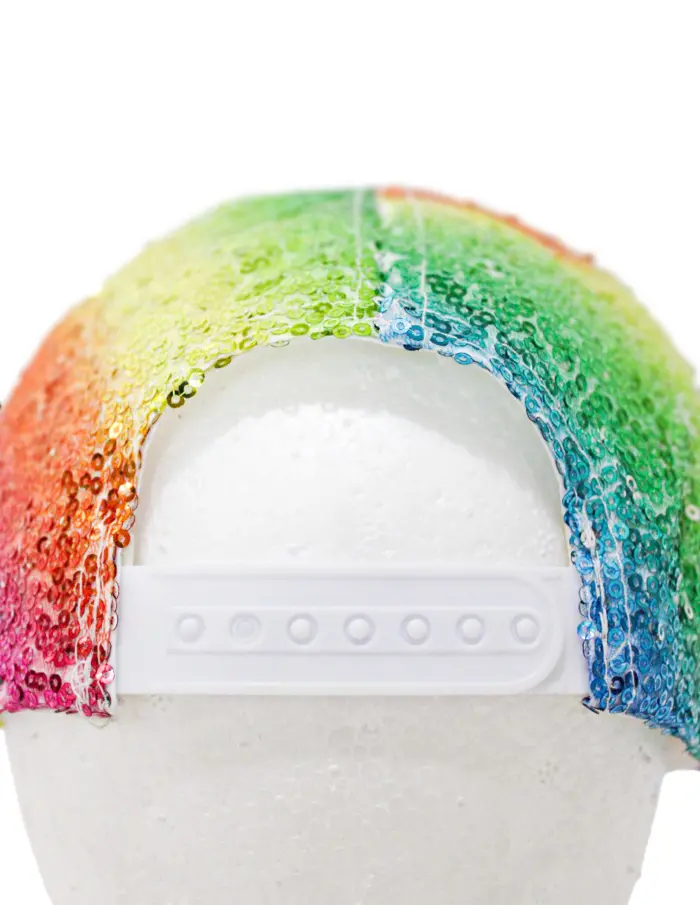 Gorra de lentejuelas multicolor - Image 4