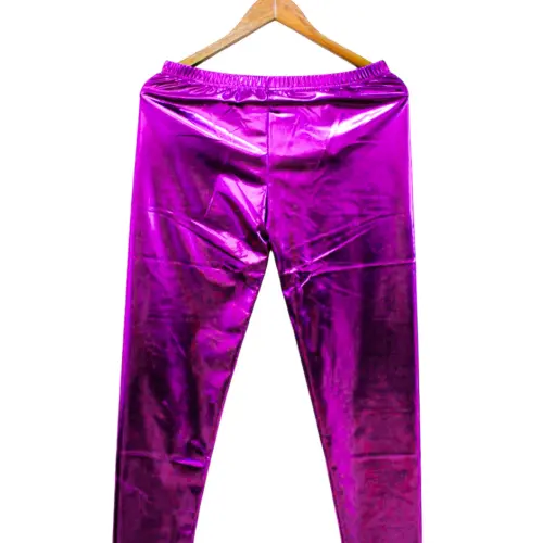Pantalón metálico morado talla S de 32x90x0.1cm