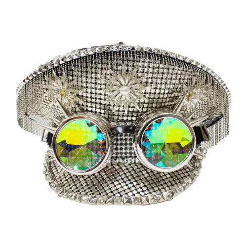 Sombrero plateado con lentes plateado