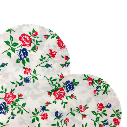 Paquete de servilletas de papel diseño corazon con rosas con 20 piezas