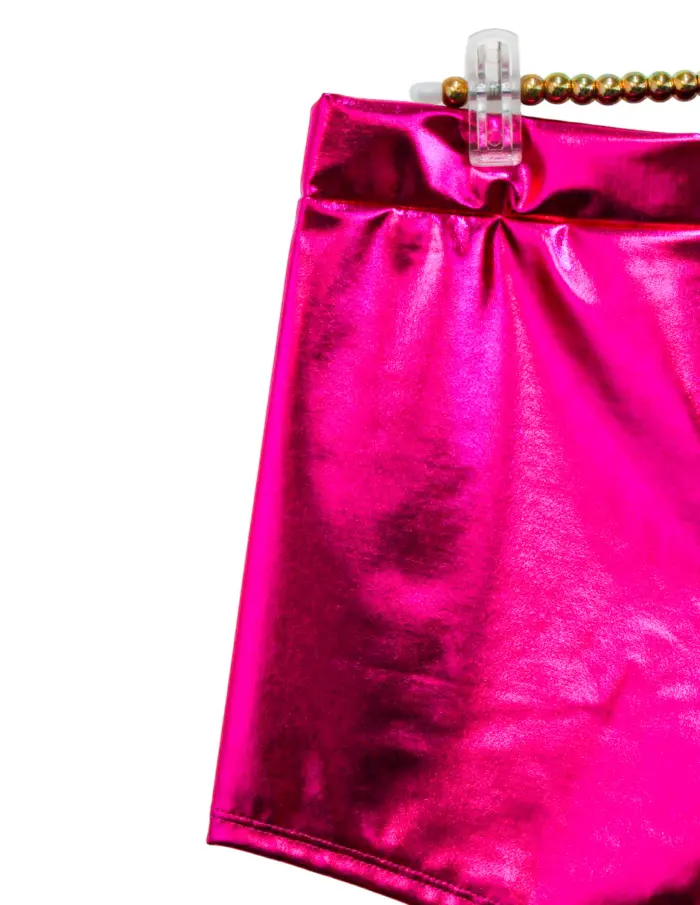 Short metálico fucsia talla L de 36x32x0.1cm - Image 2