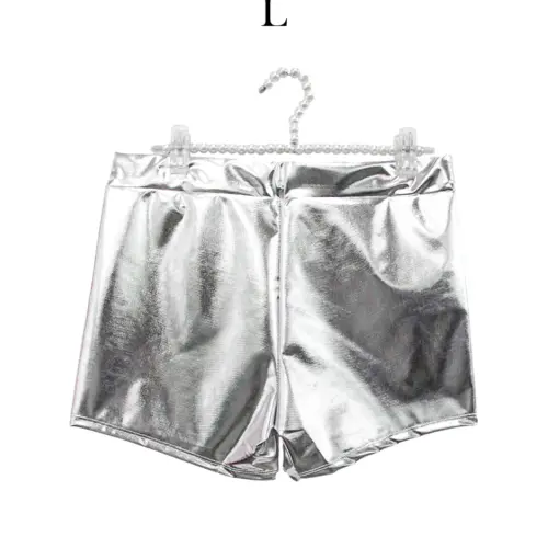 Short metálico plateado talla L de 36x32x0.1cm