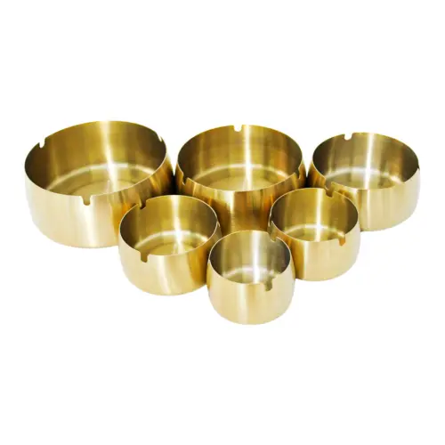 Juego de 6 ceniceros de metal dorados