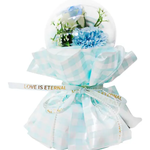 Bouquet de flores azules en display