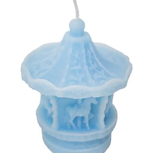 Vela decorativa diseño carrucel azul de 7.5×7.5x9cm