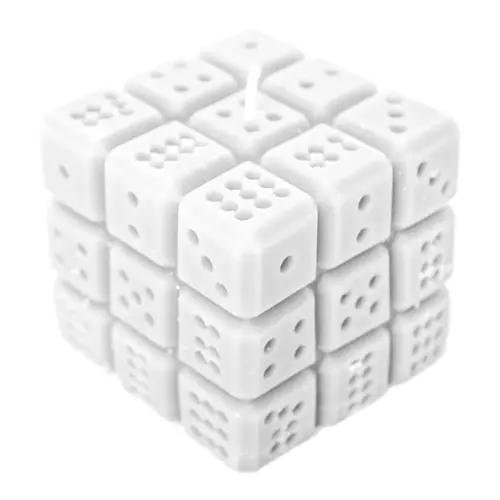 Vela decorativa diseño dado blanco de 6.8×6.8×7.3cm