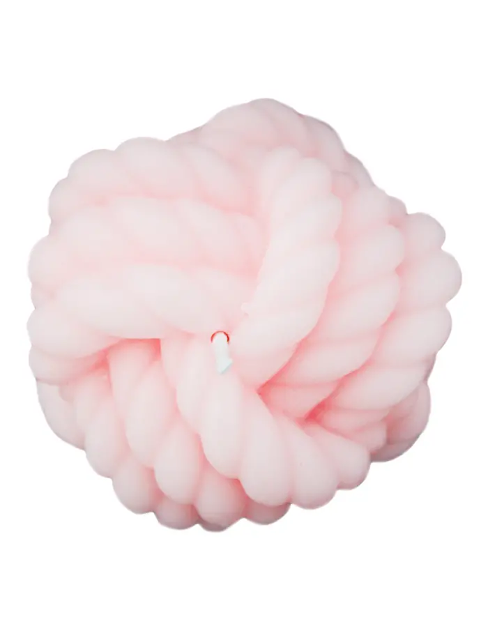 Vela decorativa diseño de nudos de color rosa de 6.5x6.5x6.5cm - Image 3
