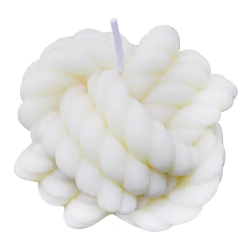 Vela decorativa diseño de nudos de color blanco de 6.5×6.5×6.5cm