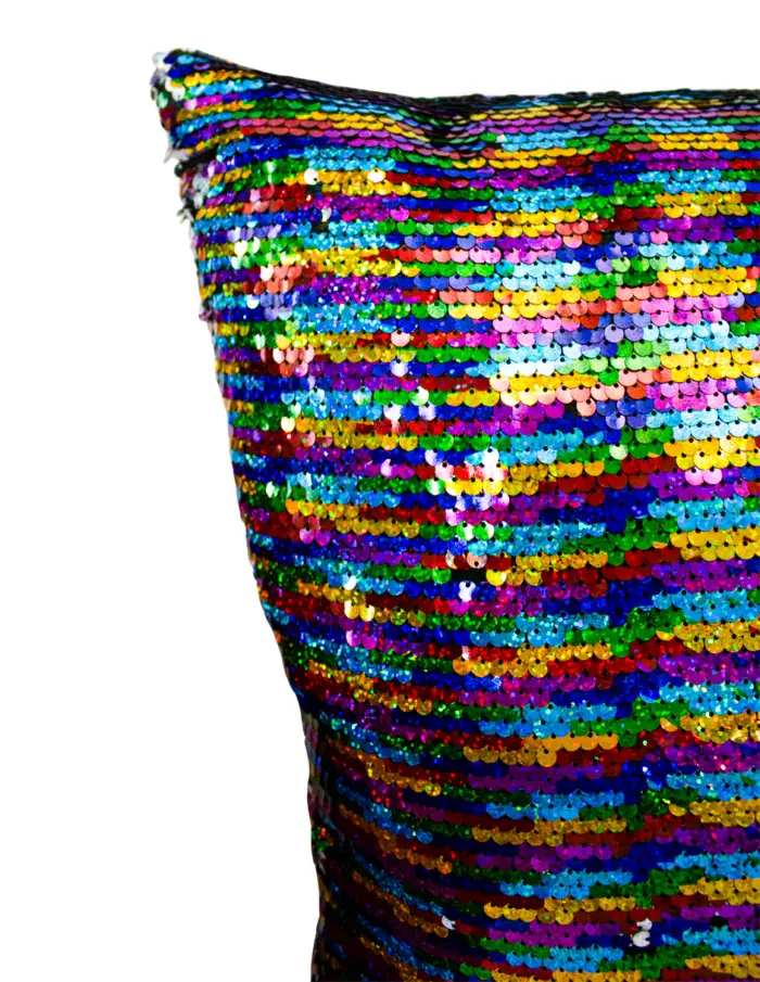 Almohada de lentajuelas arcoiris 40x40cm - Image 4