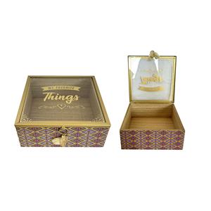 Caja de madera con rombos de colores y tapa de cristal de 20x20x8cm