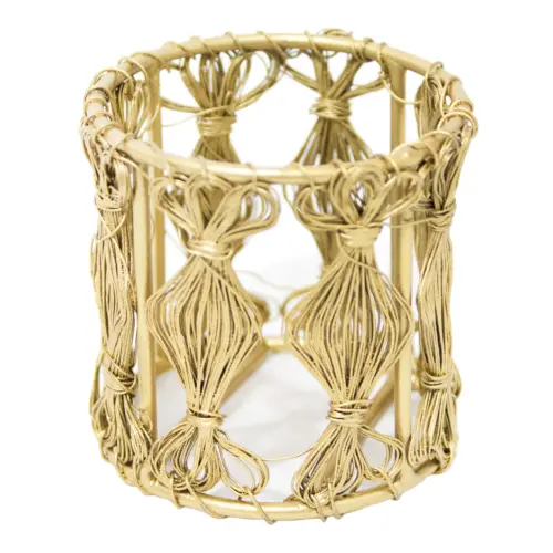 Candelabro de metal tejido con orilla dorada de 6x6cm