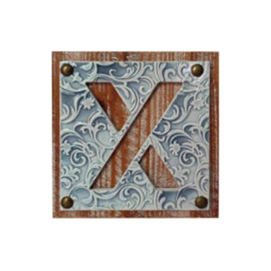 Caja mosaico de colores con letra X de 25×4,2x25cm