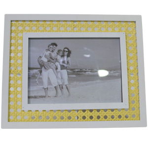 Portarretrato blanco con tejido de 21x26x1.5cm