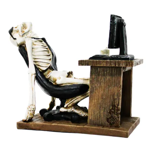 Esqueleto de poliresina descansando de 30×15.5×23.6cm
