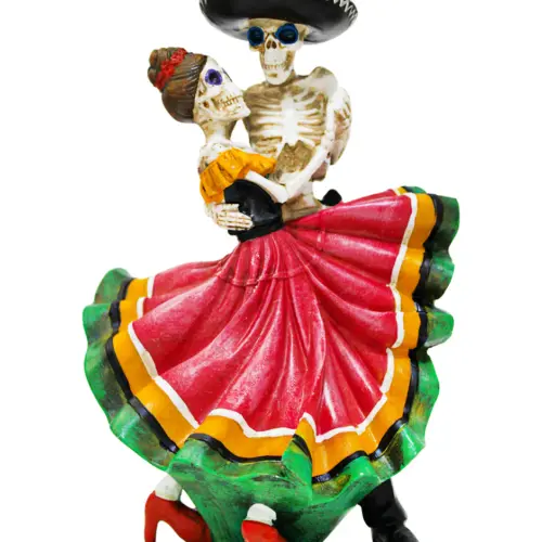 Pareja de esqueletos de poliresina bailando folklorico de 14.8×11.7×22.7cm
