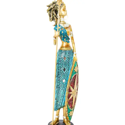 Africana de poliresina con lanza y escudo azul diamantado de 9x8x33.5cm