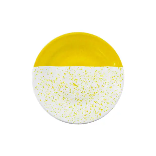 Plato sopero de peltre amarillo con blanco y puntos de 24x24x3cm