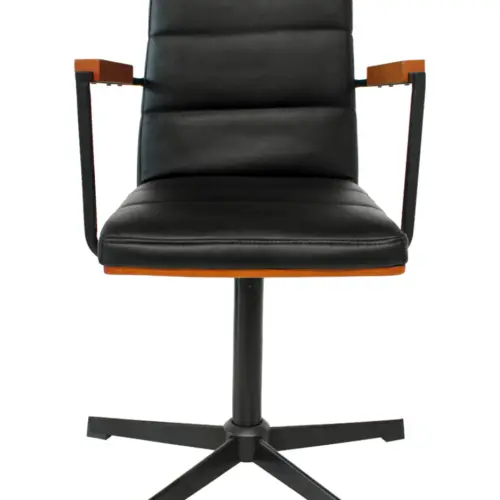 Silla de madera gris