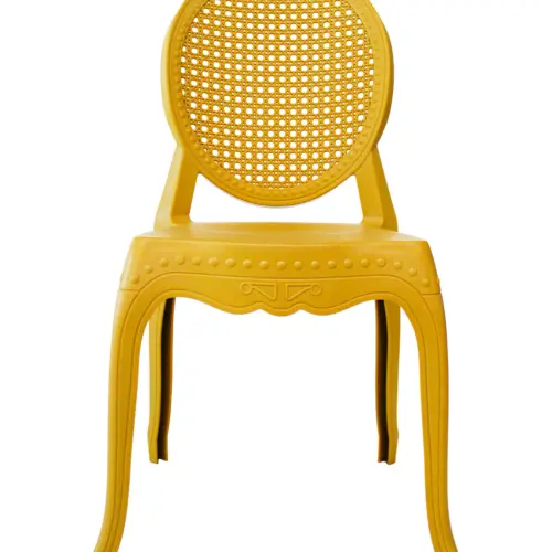 Silla de plástico