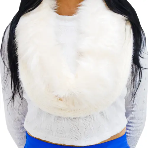 Bufanda de invierno con peluche beige de 35x1x35cm