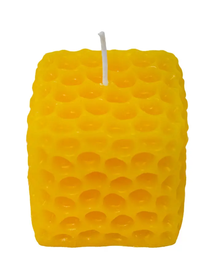 Vela decorativa cuadrada diseño circulos amarillo de 5.5x5.5x5.5cm - Image 2