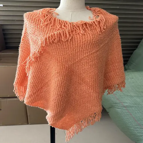Capa tejida de invierno naranja de 63x70x0.1cm