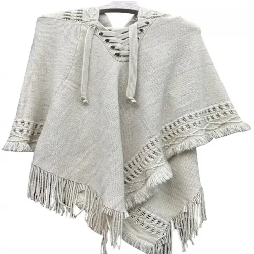 Capa con gorro beige de 100x90x0.1cm