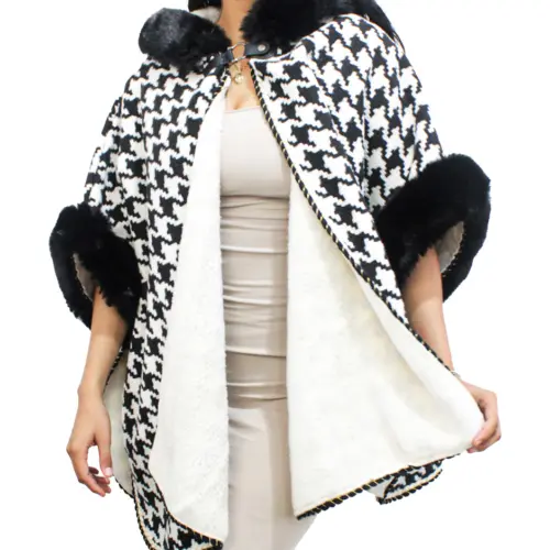 Capa de invierno negra con blanco de 100x77x0.1cm