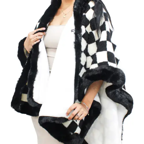 Capa de invierno a cuadros negros con blanco de 115x77x0.1cm