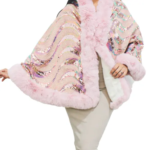 Capa de invierno rosa con orilla de peluche y lentejuelas de 96x74x0.1cm