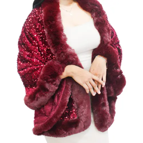 Capa de invierno vino con orilla de peluche y lentejuelas de 96x80x0.1cm