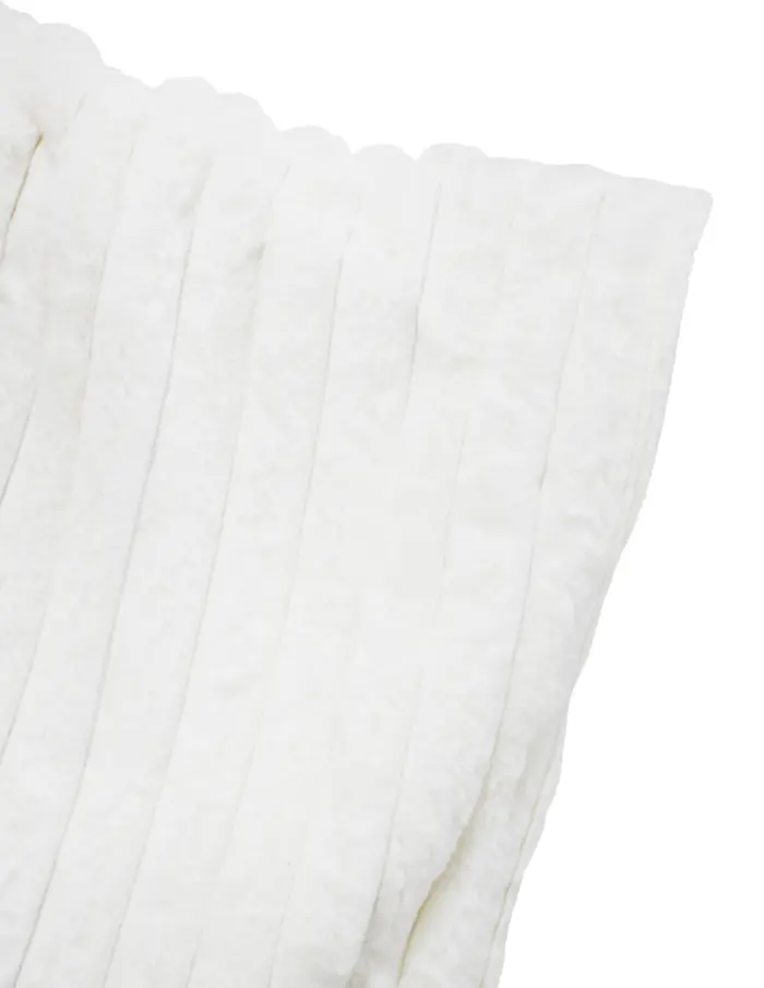 Capa de invierno blanca de 88x105x0.1cm - Image 4