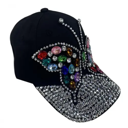 Gorra negra con diseño mariposa y pedreria de 17x27x12cm