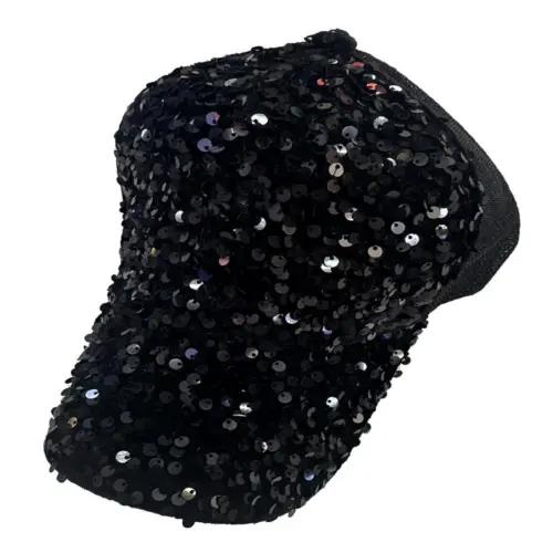Gorra negra con lentejuelas de 16x27x10cm