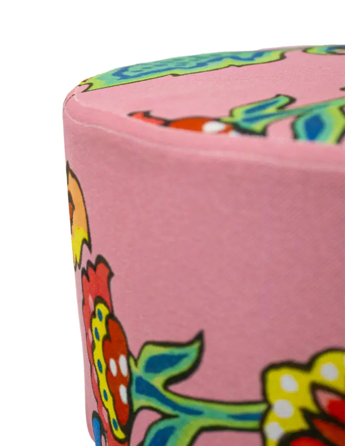 Taburete con borlas estampado rosa floreado de 28X25cm 100% Polyester - Image 3