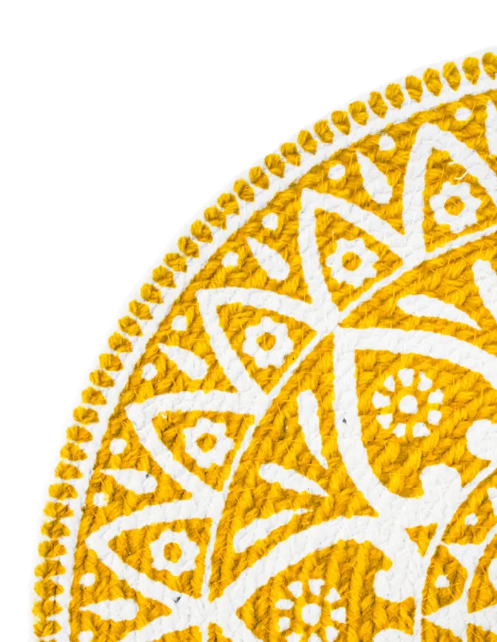 Mantel individual amarillo diseño mandalas de 37cm - Image 3
