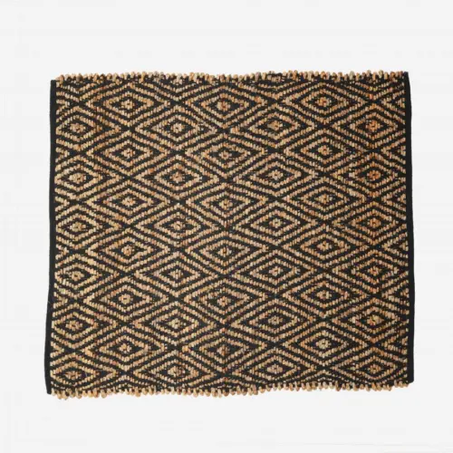 Tapete de yute con algodón diseño rombos color negro con natural de 90x150cm