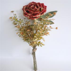 Ramo de follaje con rosa artificial roja con diamantina de 50cm
