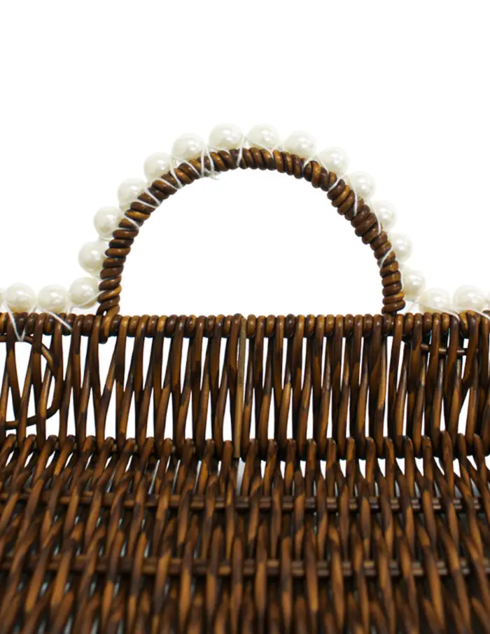 Cesta de plástico café rectangular con perlas en las orillas de 31x21x11cm - Image 3
