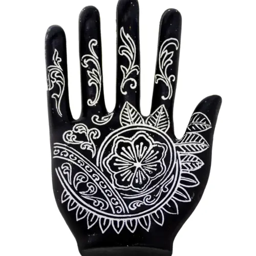 Mano de poliresina negra con grabado de 13×9.5×5.5cm