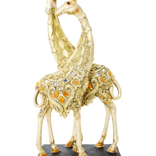 Pareja de jirafas de poliresina doradas con detalles brillosos de 17x8x34cm