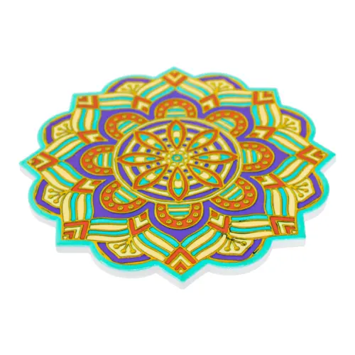Portacaliente diseño mandala amarillo con morado de 20×20